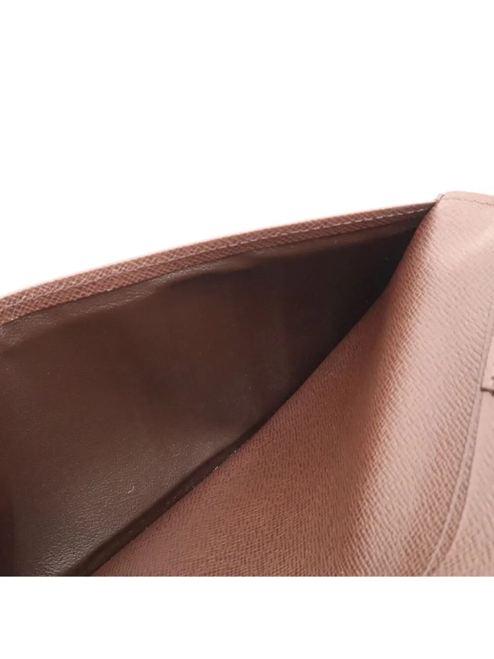 Louis Vuitton rank width